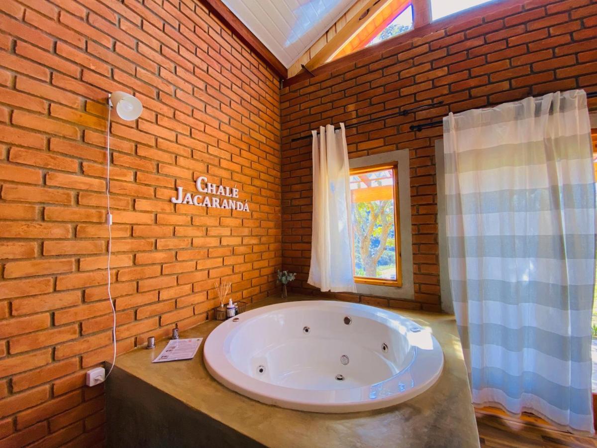 Chale Jacaranda - Hidro - Wifi E Mais Sapucaí-Mirim Exteriör bild