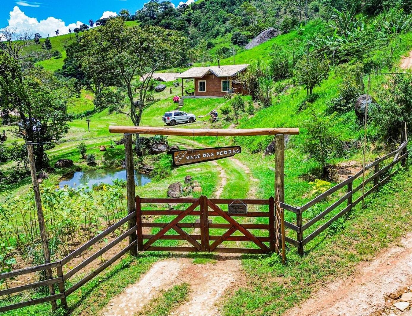 Chale Jacaranda - Hidro - Wifi E Mais Sapucaí-Mirim Exteriör bild